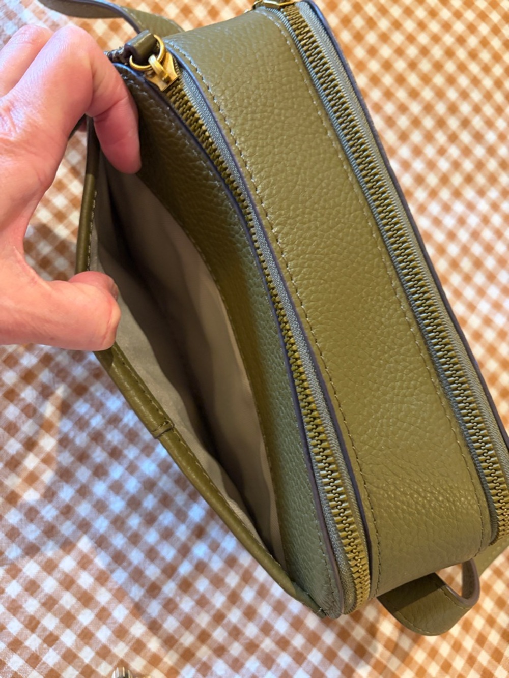 American Leather Co Nashville Leather Double Zip Crossbody Camera Bag Sage Green - Picture 7 of 11